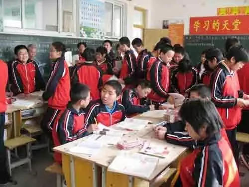 涨姿势：未来的学校是什么样子（大补脑） | 高臻臻的脑细胞