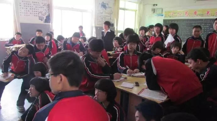 涨姿势：未来的学校是什么样子（大补脑） | 高臻臻的脑细胞